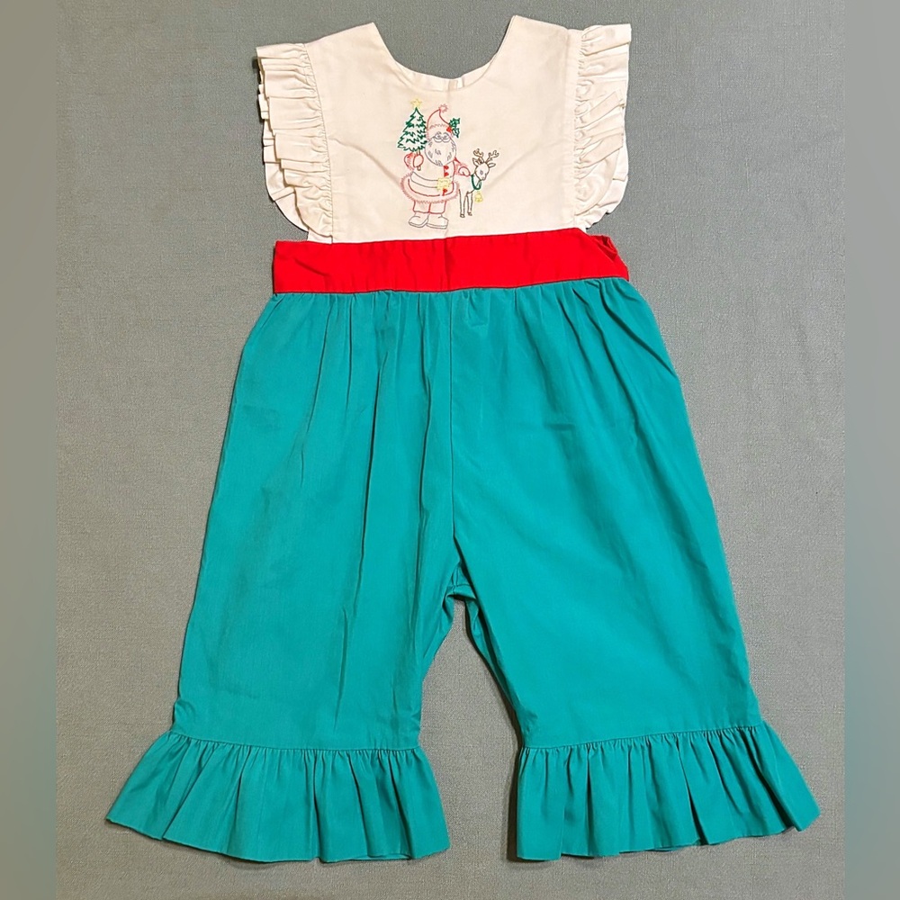 LaJenns Christmas Embroidered Ruffle Jumper